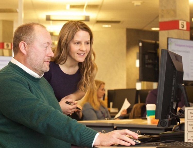 TCC student gets assistance applying for financial aid